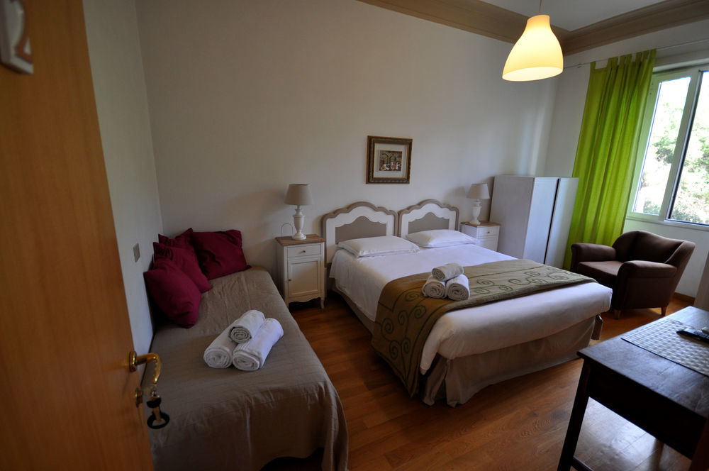 Le Suites Di Tevere Home Rome Buitenkant foto