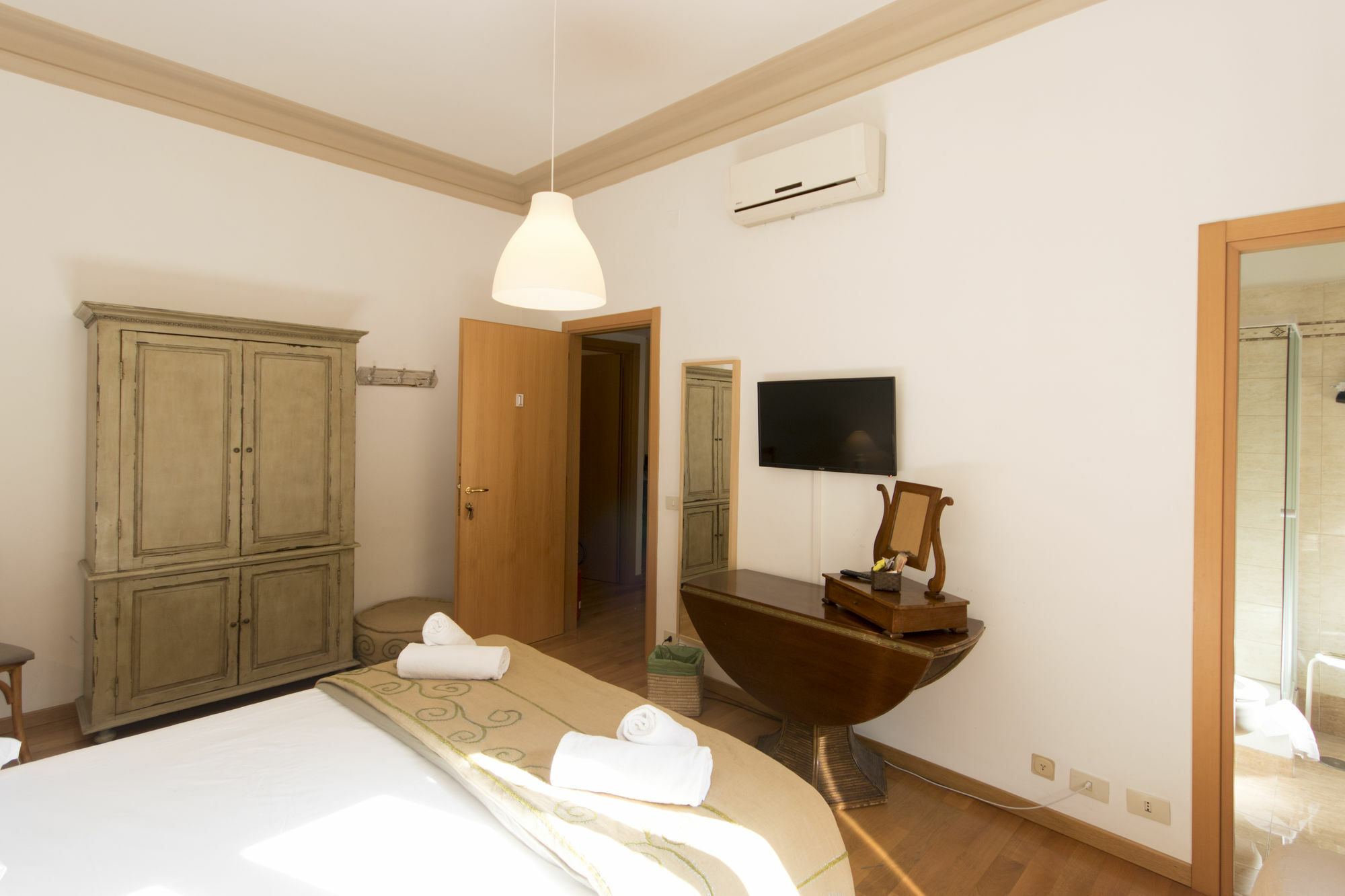 Le Suites Di Tevere Home Rome Buitenkant foto